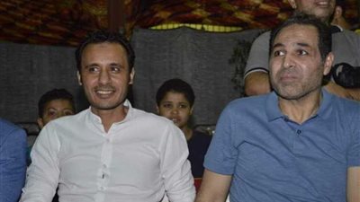 نجوم الزمالك السابقون يساندون الفراعنة من مركز شباب كفر طهرمس.. (صور)‎