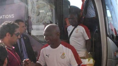 غانا تدخل معسكرا مغلقا في باريس الصغرى