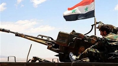 الجيش السوري يستهدف تحصينات وخطوط إمداد 