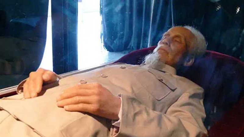 تشكيل فريق روسي فيتنامي