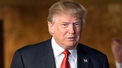 ترامب يدعو الديمقراطيين للتفاوض لادخال تعديلات على نظام اللجوء للولايات المتحدة