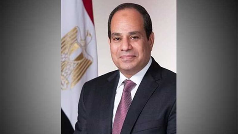 السيسي يصل استاد