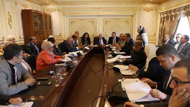 صناعة النواب يطالبون