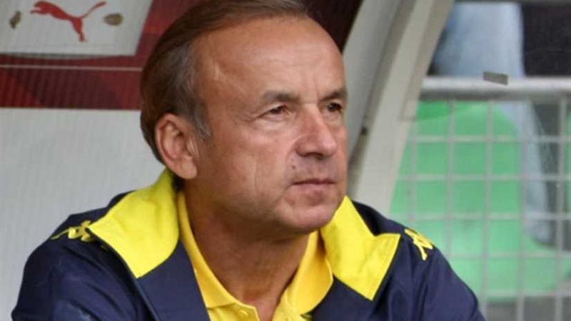 الألمانى روهر مدرب