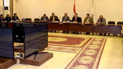 تسليم عقود 11 مشروعا صغيرا بـقيمة 9 ملايين و227 ألف جنيه ببني سويف