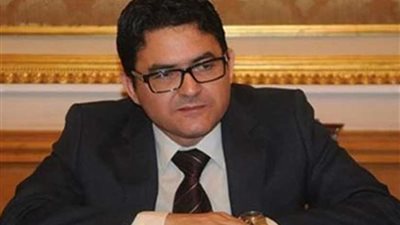 بلاغ يتهم الإخواني الهارب محمد محسوب بالتآمر ضد مصر