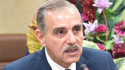 محافظ أسيوط يهنئ قيادات الجامعة لحصولها على المركز العاشر إفريقيًا