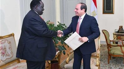 موجز الرابعة..السيسى : حريصون على استمرار تقديم الدعم لجنوب السودان.. والداخلية تجهض مخططا لقيادات الجماعة الإرهابية