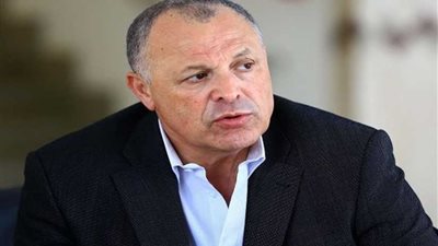 أبوريدة يطالب اللاعبين بالتركيز وإسعاد الشعب المصري