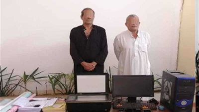 القبض على ثلاثة من أخطر عناصر تزوير المحررات الرسمية