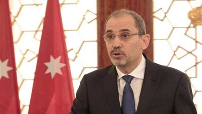 وزير الخارجية الأردني يلتقي وفدًا أمريكيًا