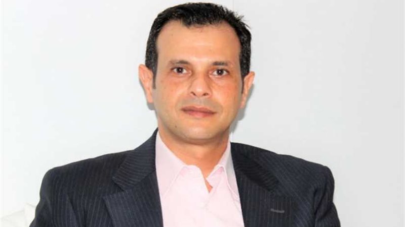 طبيب نفسى يحذر من