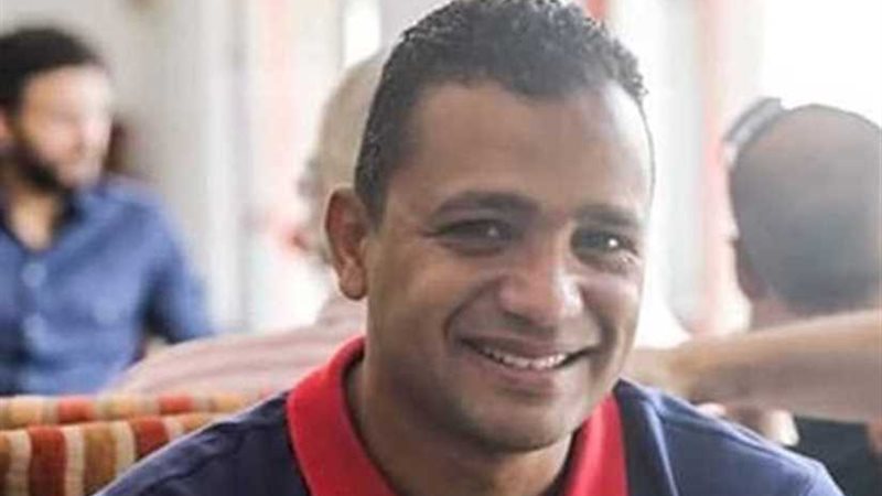 سامى قمصان: معسكر