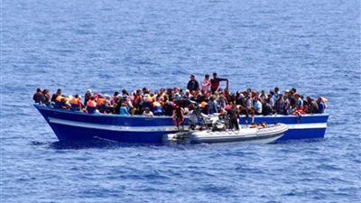 الوحدات البحرية التونسية توقف ٢١ شخصًا يحاولون الهجرة غير الشرعية