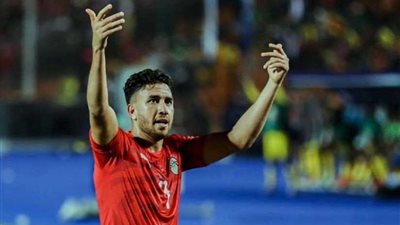 شوقي غريب: تريزيجيه الأفضل .. ولاعبو الجزائر والسنغال فرضوا أدائهم المميز في أمم إفريقيا