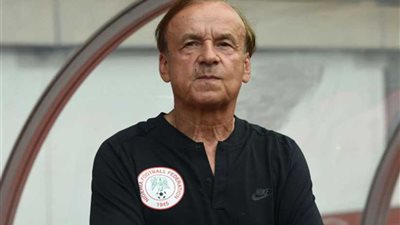 المدير الفني لمنتخب نيجيريا: خبرة النسور الخضراء كانت حاضرة أمام غينيا