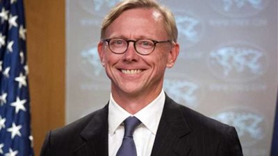 المبعوث الأمريكي الخاص بإيران : واشنطن ستعاقب أي بلد يستورد نفط من طهران