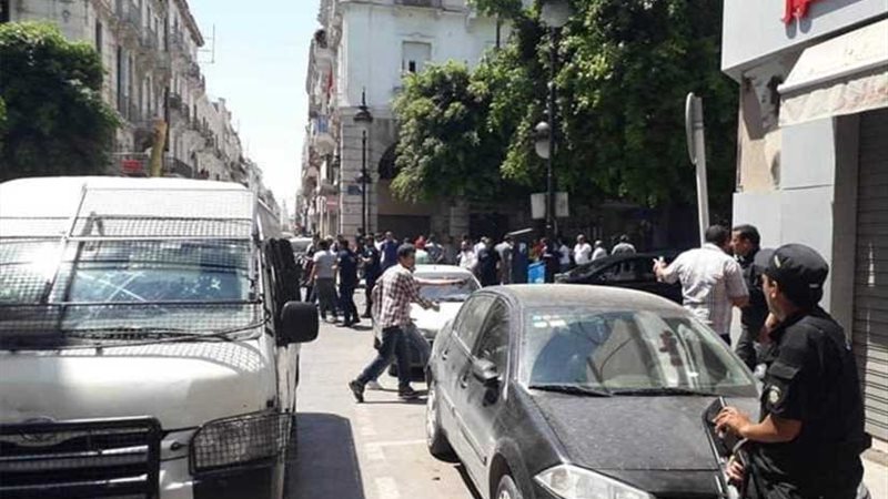 تونس.. انفجاران متتاليان