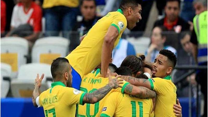 منتخب البرازيل يتأهل
