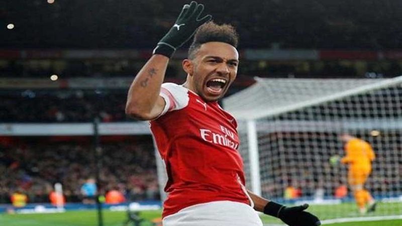 صحيفة: الجابوني أوباميانج