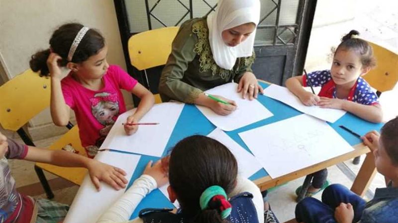 ورش فنية ومعرض كتب