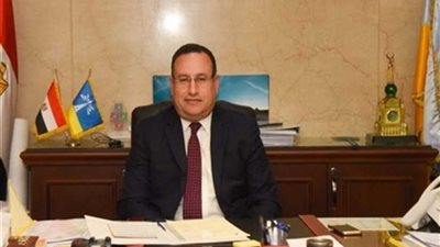 محافظ الإسكندرية وأعضاء 