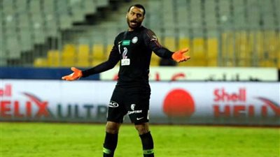 استدعاء أبو جبل لمعسكر المنتخب.. تعرف على السبب