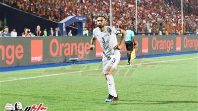 أحمد المحمدي رجل مباراة مصر أوغندا