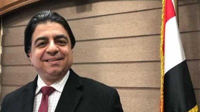 جمال شعبان يتقدم بأوراق ترشحه لمنصب نقيب اﻷطباء