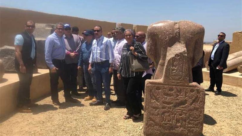 وزير الآثار يتفقد