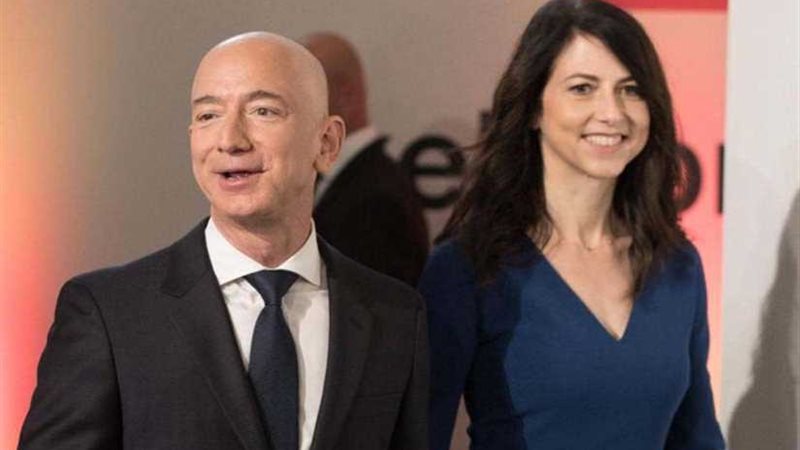 رسميا.. مؤسس أمازون
