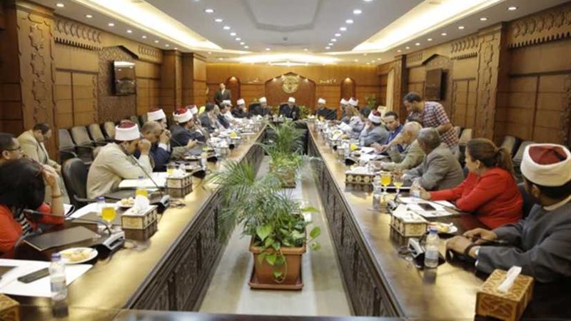 الأزهر يعقد لقاءً