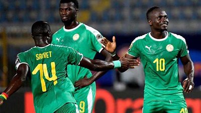 السنغال تصطدم بأوغندا فى دور الـ16