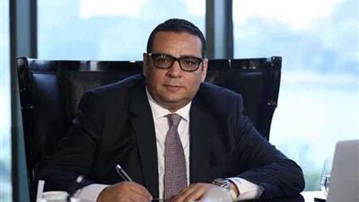 خبير سياحي يطالب بتوفير أماكن لتنشيط السياحة بالاستادات