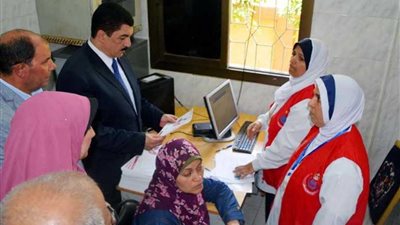 محافظ القليوبية يتفقد مبادرة دعم صحة المرأة بالوحدة الصحية 