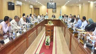 ورش لصيانة سيارات ومعدات الحملات الميكانيكية بمراكز أسيوط