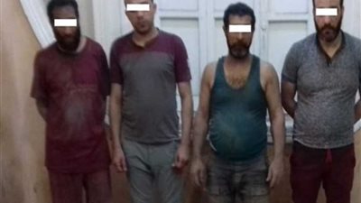 ضبط 4 أشخاص أثناء التنقيب عن الآثار بمنزل أحدهم