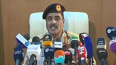 عاجل .. المسماري يطالب بفتح تحقيق دولي في قصف مركز إيواء تاجوراء