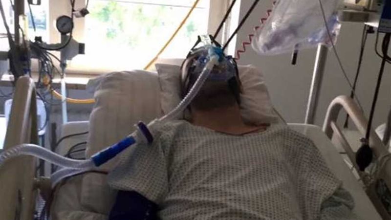 شاب يعود إلى الحياة