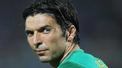 بوفون يجتاز الكشف الطبي تمهيدًا للعودة إلى يوفنتوس