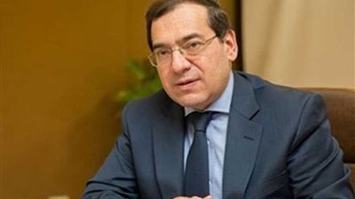 وزير البترول يتابع موقف توزيع المنتجات البترولية على مستوى الجمهورية