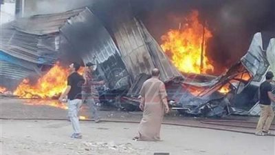 السيطرة على حريق هائل بمعرض الشباب بمنية النصر