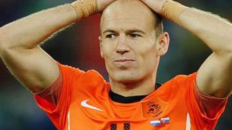 «روبين» يعتزل كرة