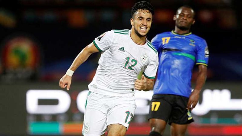 خماسية تاريخية عقدة