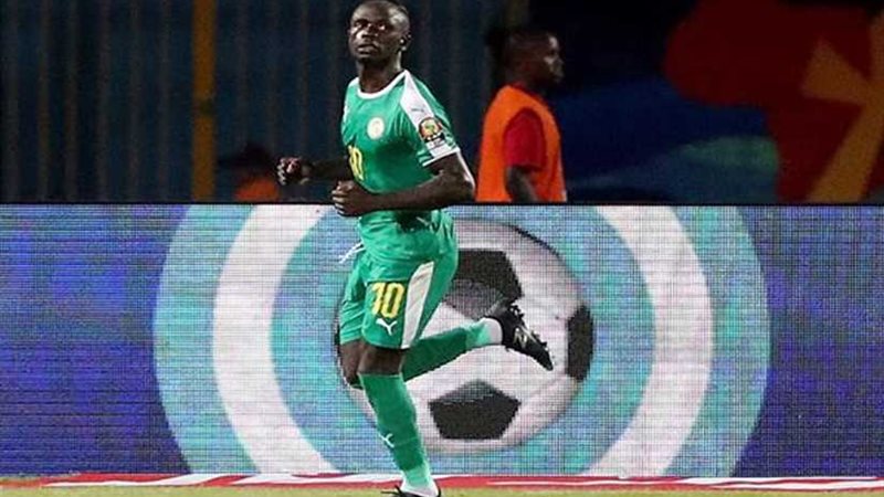 ماني يضرب اوغندا