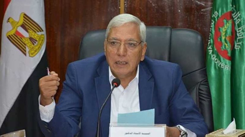 إحالة 6 موظفين بالدقهلية