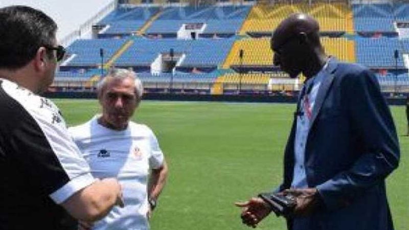 تونس يستكشف ملعب