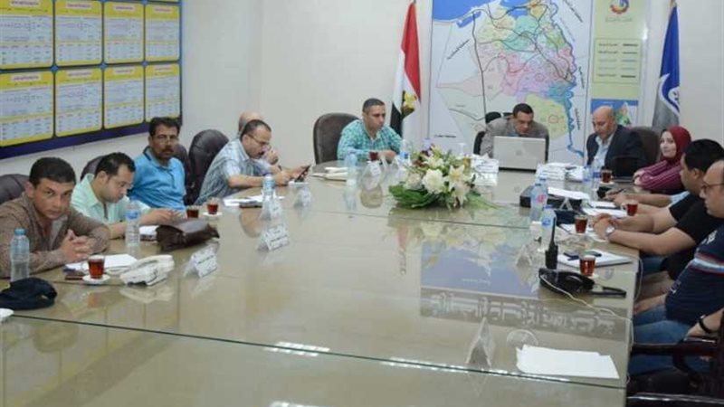 محافظ البحيرة يتابع