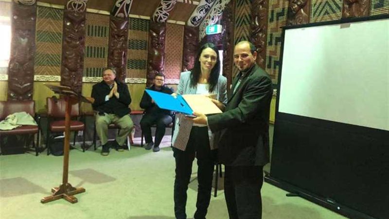 إمام مسجد النور النيوزيلاندي