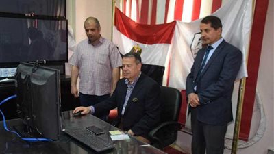 انتظام الخدمات بمحطات الوقود ومستودعات البوتاجاز ومواقف السيارات ببني سويف